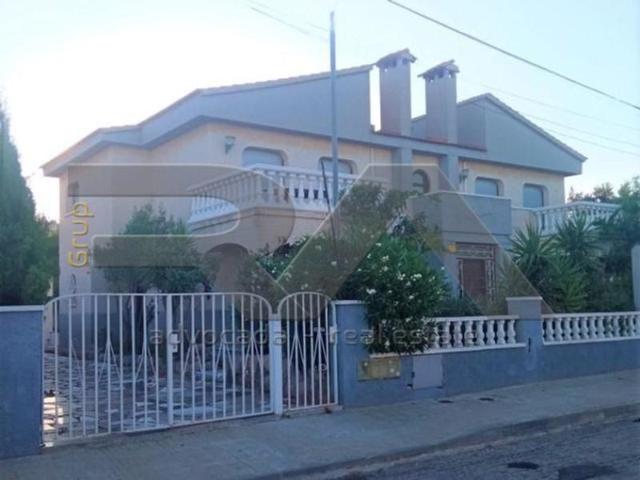 Chalet en venta en Mont-roig del Camp photo 0