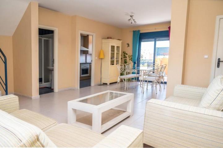 Piso en venta en Denia, Dénia photo 0