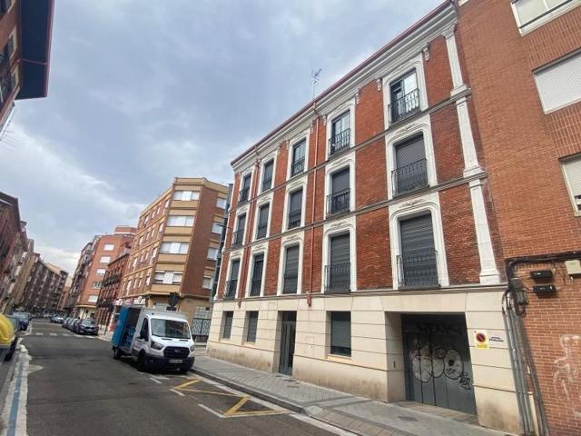 Piso en alquiler en Valladolid, Semicentro photo 0