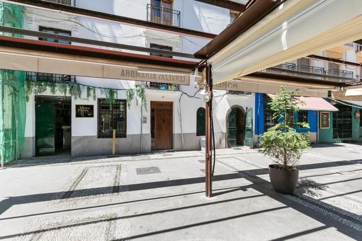 Local comercial en venta en Granada, Realejo photo 0