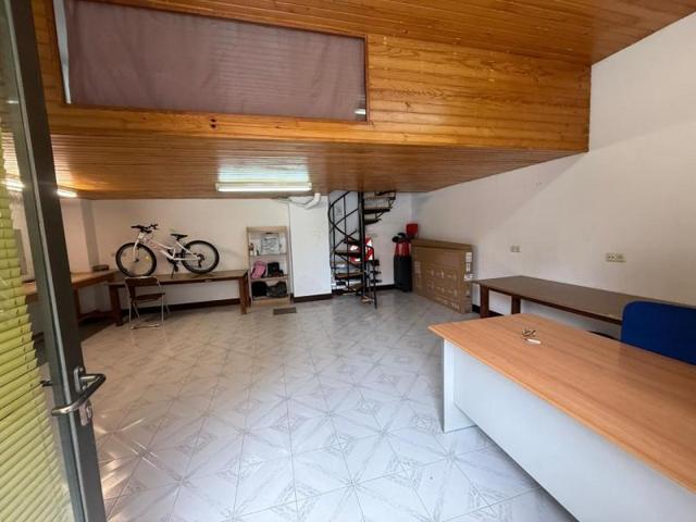 Local comercial en venta en Irun, Poxpologile Kalea, 20304 photo 0