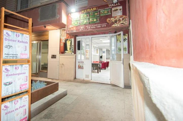 Local comercial en venta en Almería, Centro photo 0