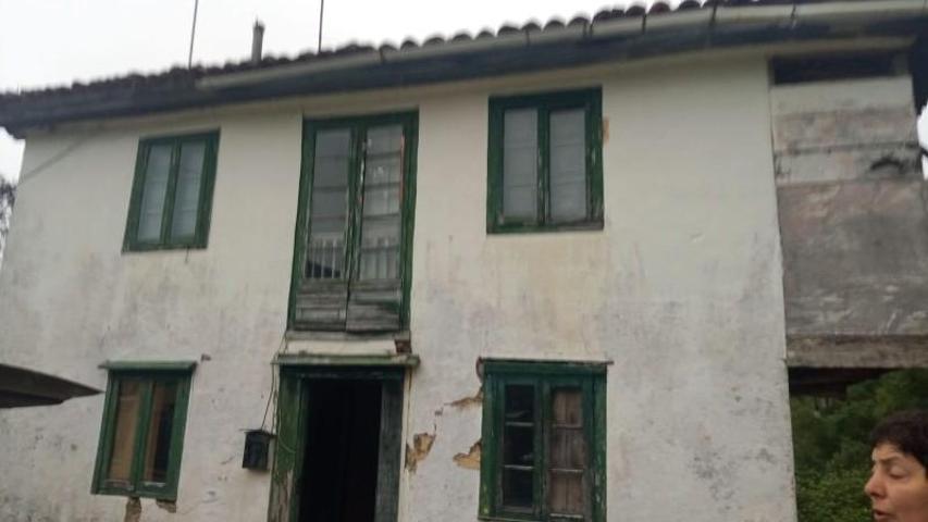 Casa con terreno en venta en Cudillero, Área de Avilés photo 0