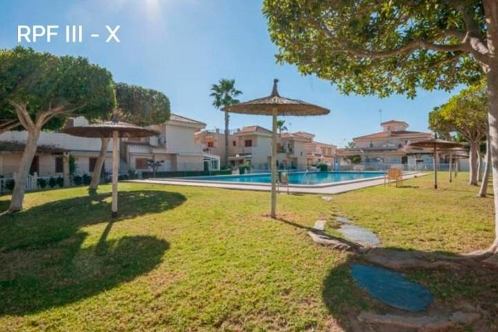 Aticos en venta en Orihuela Costa, Playa Flamenca photo 0