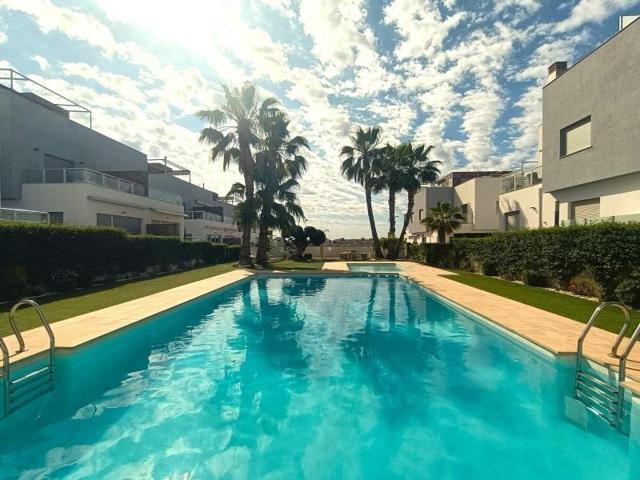 Bungalow en venta en Orihuela Costa, La Ciñuelica photo 0