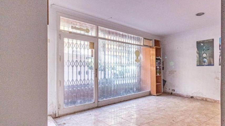 Local comercial en venta en Denia, CIU CENTRO SALUD photo 0