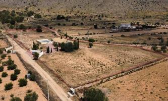 Chalet en venta en Hondon de las Nieves photo 0