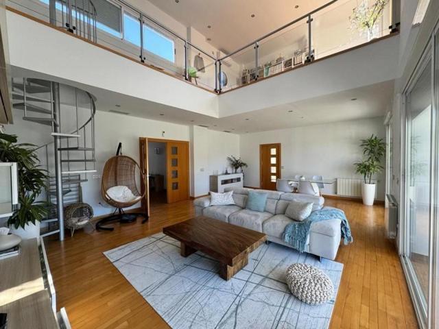 Chalet en venta en Plasencia, Calle Cerezo, 10600 photo 0