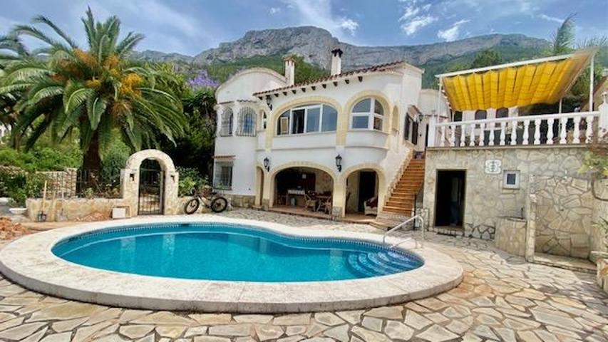 Chalet en venta en Denia, Montgó photo 0