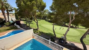 Chalet en venta en Orihuela photo 0