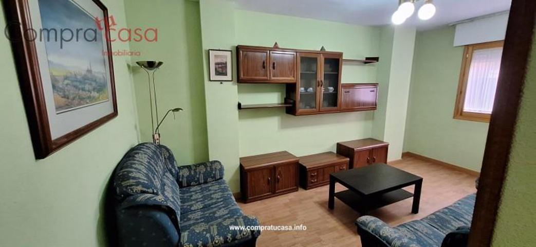 Apartamento en alquiler en Segovia, Universidad photo 0