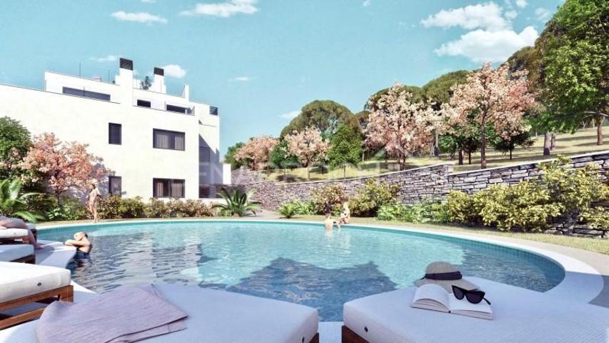 Apartamento en alquiler en Marbella, La cañada photo 0