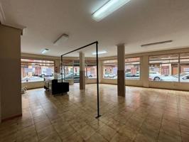 Local comercial en venta en Gijón, Área de Gijón photo 0