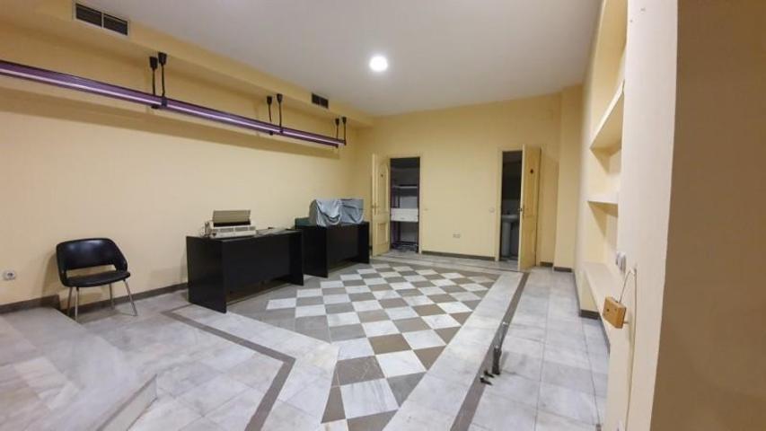 Local comercial en venta en Córdoba, Centro photo 0