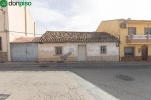 Casa en venta en Atarfe, Atarfe photo 0