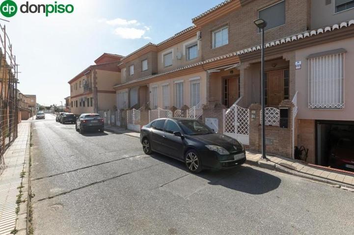 Adosada en venta en Cijuela, Cijuela photo 0