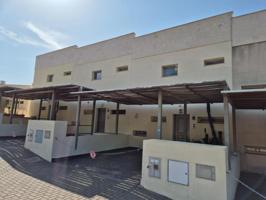 Adosada en venta en Peníscola, Costa sur photo 0