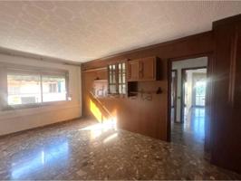 Piso en venta en L'Hospitalet de Llobregat, Pubilla Cases photo 0