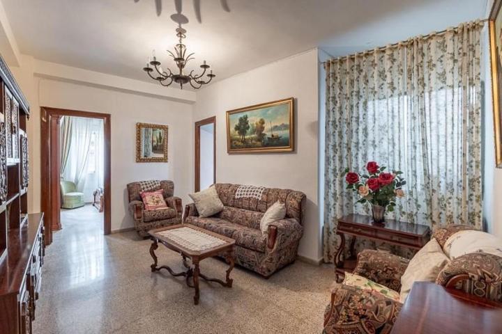 Piso en venta en Granada, Gran via photo 0