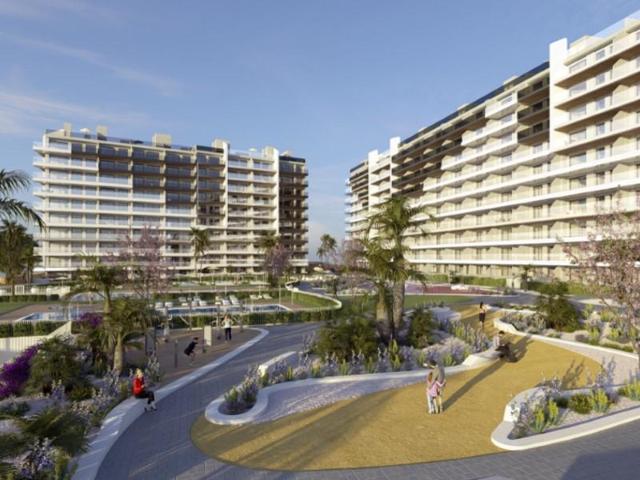 Apartamento en venta en Torrevieja photo 0
