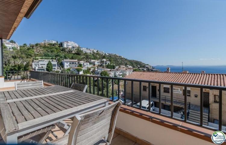 Chalet en venta en Roses photo 0