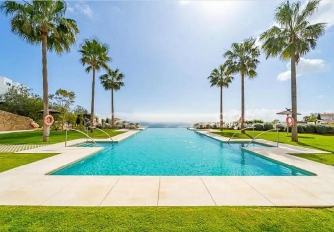 Adosada en venta en Benalmádena, Torremuelle photo 0