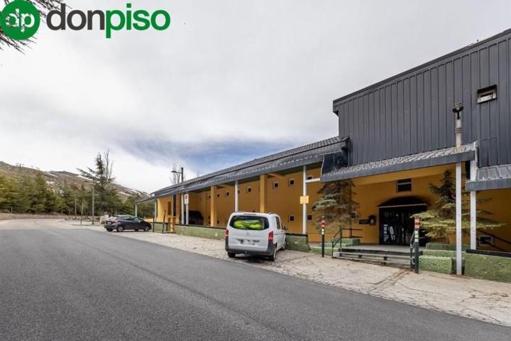 Piso en venta en Sierra Nevada, Zona media photo 0