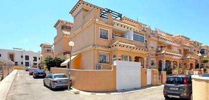 Adosada en venta en Orihuela Costa photo 0
