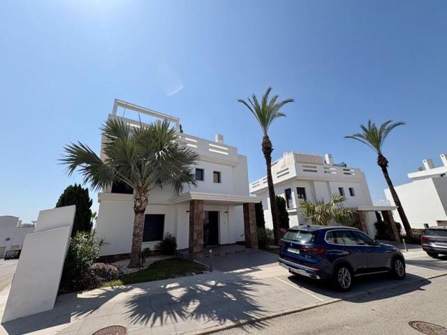 Apartamento en venta en Orihuela Costa, Lomas de Campoamor-Las Ramblas photo 0