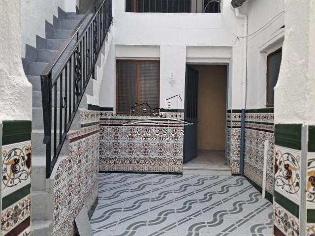 Casa en venta en Lucena, Lucena photo 0