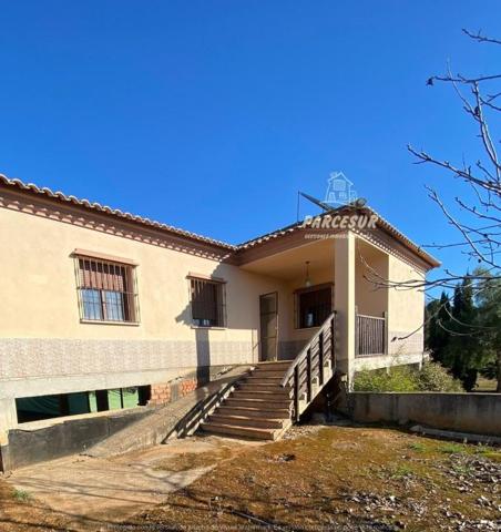 Casa con terreno en venta en Posadas, Centro photo 0