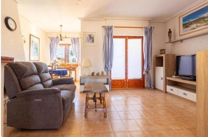 Apartamento en venta en Orihuela Costa, Punta Prima photo 0
