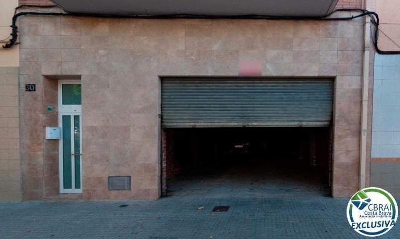 Local comercial en venta en Roses photo 0