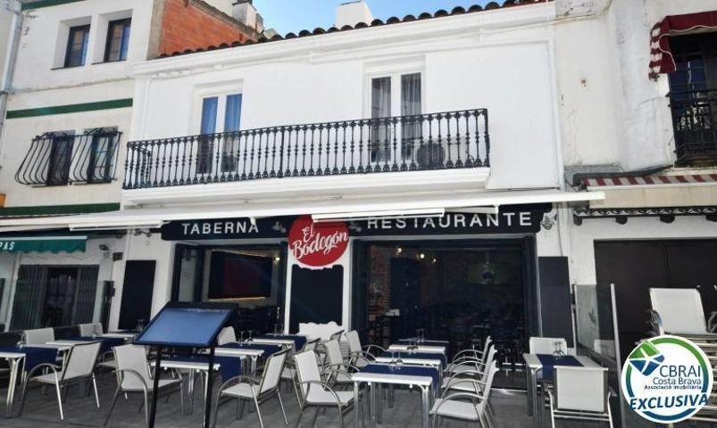 Local comercial en venta en Roses photo 0