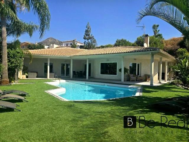 Chalet en alquiler en Benalmádena, Avenida del Atlántico, 29630 photo 0