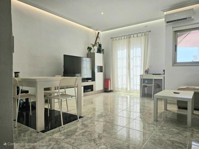 Apartamento en venta en Arona, Guargacho photo 0