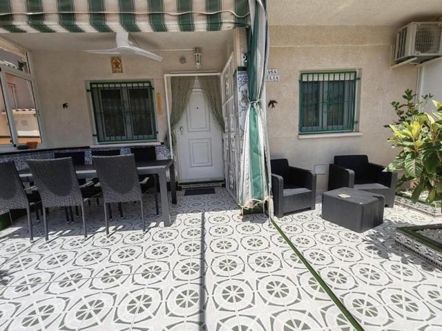Bungalow en venta en Torrevieja photo 0