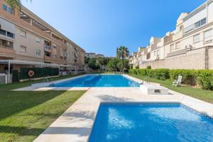 Piso en venta en Torremolinos, Calvario photo 0
