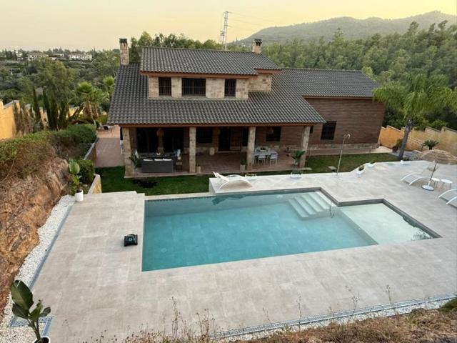 Chalet en venta en Córdoba, Brillante photo 0