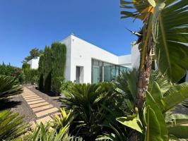Chalet en venta en Orihuela, Las Colinas Golf photo 0