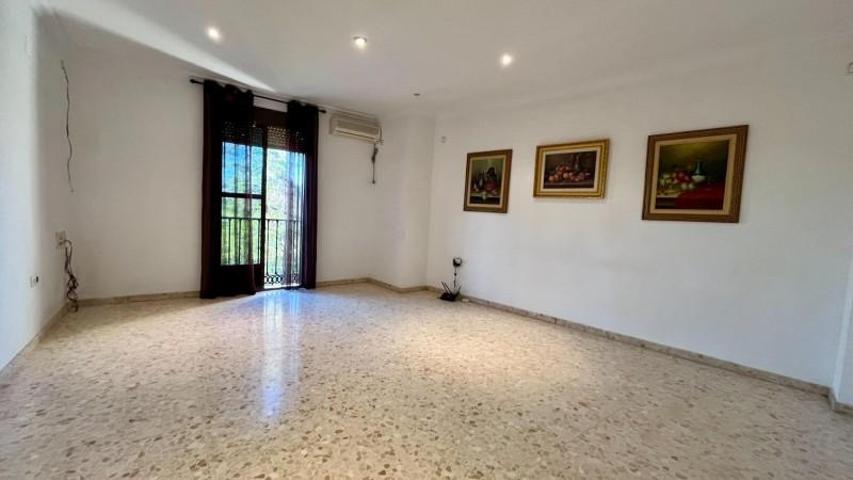 Piso en venta en Palma del Río, Andalucia photo 0