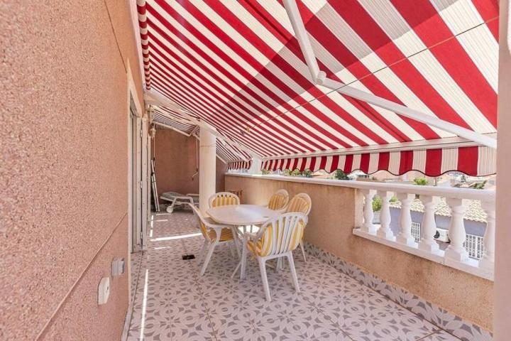 Apartamento en venta en Torrevieja photo 0