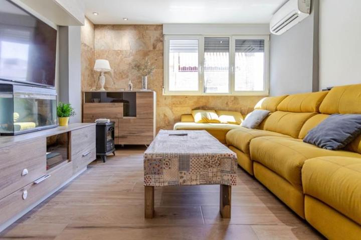 Apartamento en venta en Torrevieja photo 0