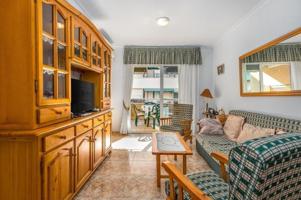 Apartamento en venta en Torrevieja, Playa del cura photo 0