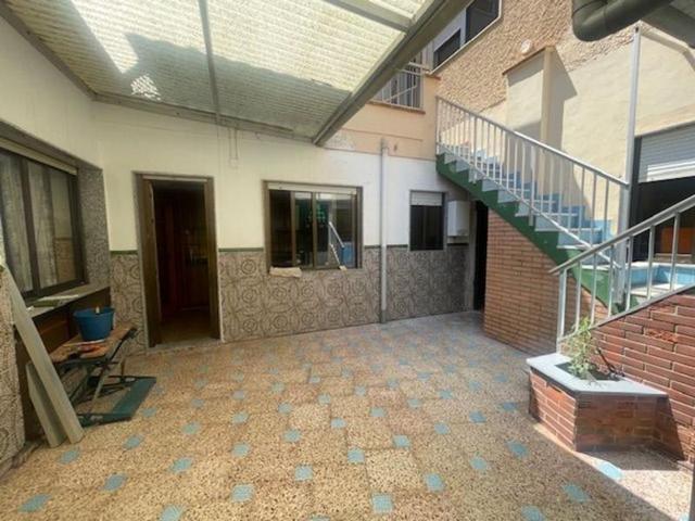 Adosada en venta en Alicante, L'Alacantí photo 0