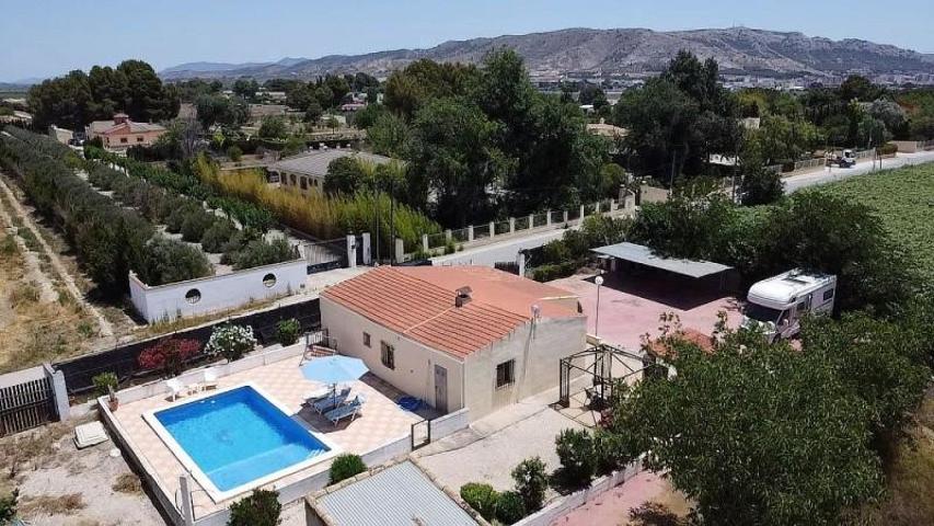 Chalet en venta en Villena photo 0