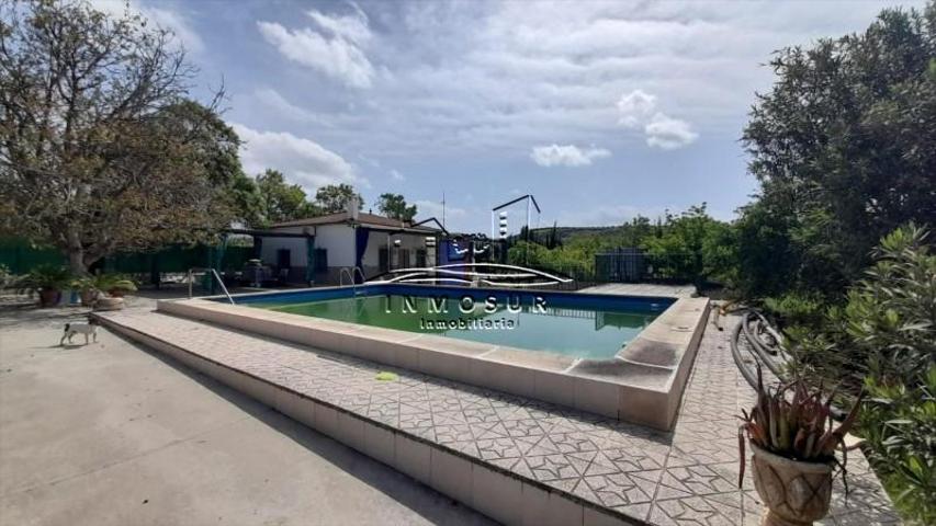 Chalet en venta en Lucena, Lucena photo 0