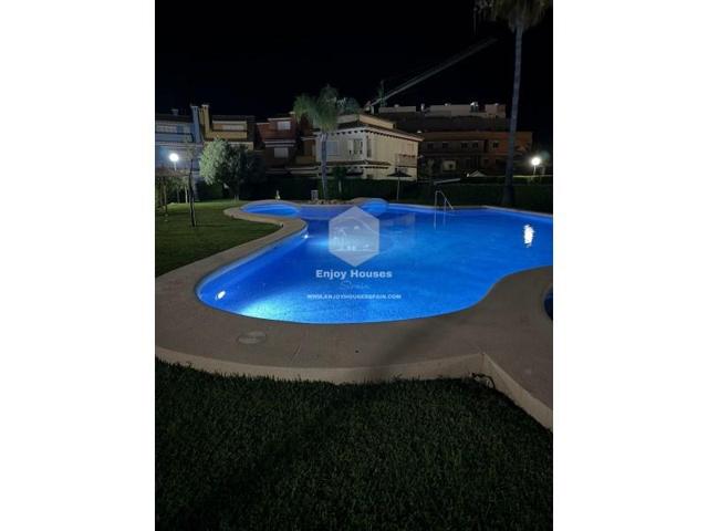 Bungalow en venta en Denia photo 0
