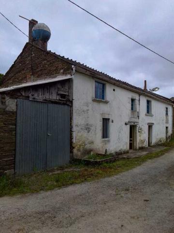 Casa con terreno en venta en Cospeito photo 0