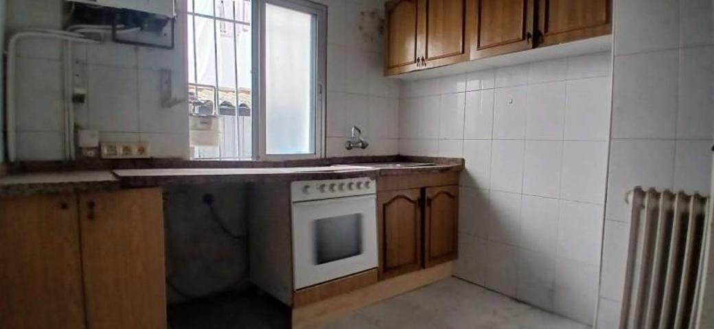 Planta baja en venta en León, El Ejido photo 0